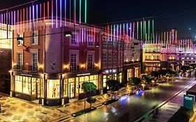 فندق وأجنحة لافيل سيتي ووك دبي، أوتوغراف كولكشن